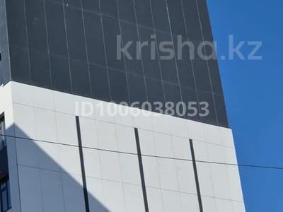 Свободное назначение, магазины и бутики, салоны красоты, медцентры и аптеки, образование, кабинеты и рабочие места, студии · 70 м² за 700 000 〒 в Атырау, мкр Нурсая