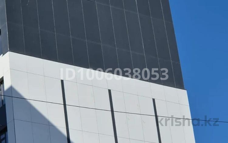 Свободное назначение, магазины и бутики, салоны красоты, медцентры и аптеки, образование, кабинеты и рабочие места, студии · 70 м² за 700 000 〒 в Атырау, мкр Нурсая — фото 2