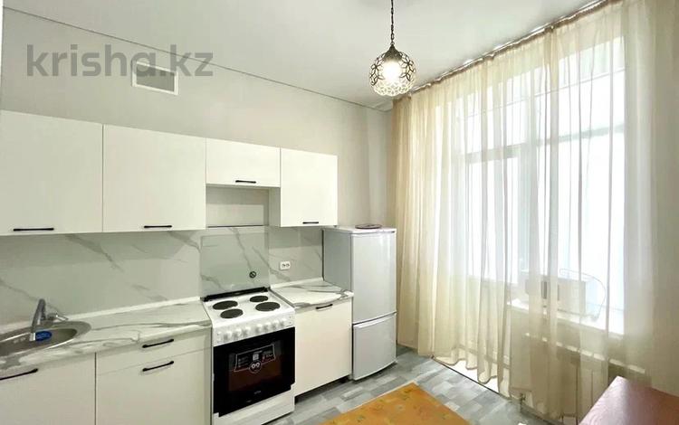1-комнатная квартира, 39 м², Казыбек би 5А за 19 млн 〒 в Астане, Есильский р-н — фото 5
