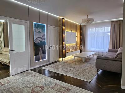 Отдельный дом · 4 комнаты · 180 м² · 8 сот., мкр Алгабас — Рамазан бапов за ~ 1.9 млн 〒 в Алматы, Алатауский р-н