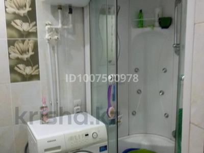 Отдельный дом · 4 комнаты · 100 м² · 8 сот., мкр Юго-Восток, ул. С. Рахимова 77 за 47.5 млн 〒 в Караганде, Казыбек би р-н