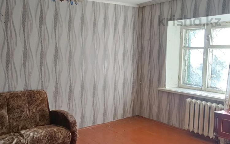 1-бөлмелі пәтер · 28 м² · 1/2 қабат, 1-й пер. Айтеке би 54, бағасы: 8.5 млн ₸ в Таразе — фото 2