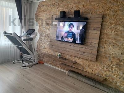 3-комнатная квартира · 63 м² · 5/6 этаж, Уральский 6/1 за 23.5 млн 〒 в Костанае