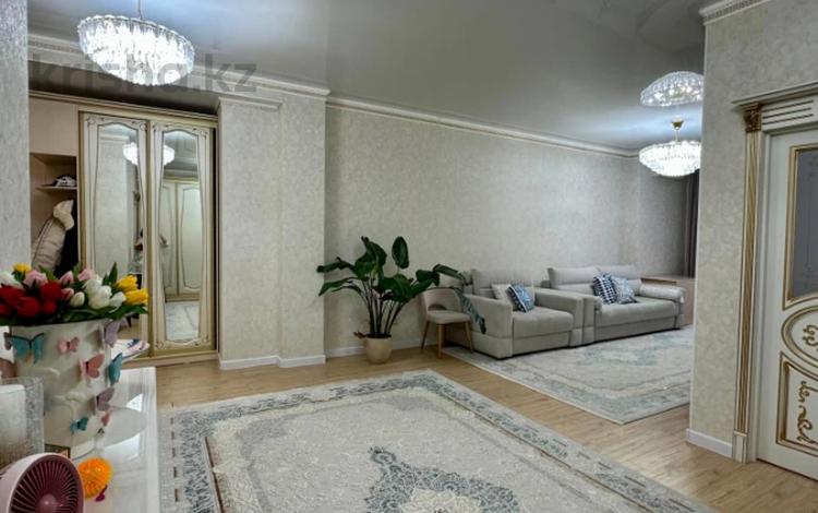 2-комнатная квартира · 84.2 м² · 13/18 этаж, Туркестан 2 за 46.9 млн ₸ в Астане, Есильский р-н — фото 2