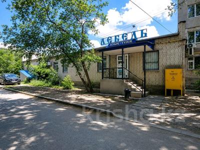 Еркін, кеңселер, дүкендер мен бутиктер, қоймалар, қоғамдық тамақтану орны, сұлулық салондары, монша, қонақ үй және демалыс орындары, медорталықтар мен дәріханалар, білім орталықтары, ойын-сауық · 1503 м², бағасы: 336 млн ₸ в Уральске
