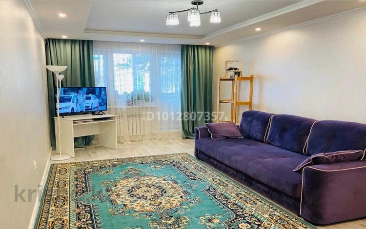 3-бөлмелі пәтер · 67 м² · 1/10 қабат, Театральная 47, бағасы: 41 млн ₸ в Петропавловске — фото 3