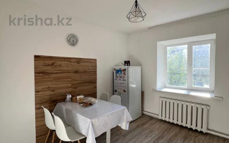 Отдельный дом · 4 комнаты · 128.1 м² · 12 сот., Мереке 5 за 71 млн ₸ в Астане, Алматы р-н — фото 4