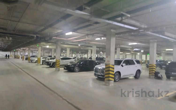 Паркинг · 14 м² · Санжара Асфендиярова 8 — ЖК Sat City BМЕСТО №83НОМЕР ТЕЛЕФОНА:870, бағасы: 4 млн ₸ в Астане, Нура р-н — фото 2