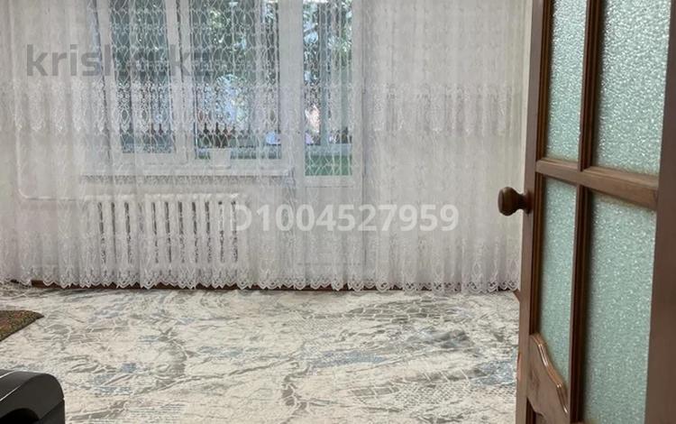 2-бөлмелі пәтер · 51 м² · 3/5 қабат, мкр Мясокомбинат Сыбага 88/1 — школа номер 33, бағасы: 15 млн ₸ в Уральске — фото 2