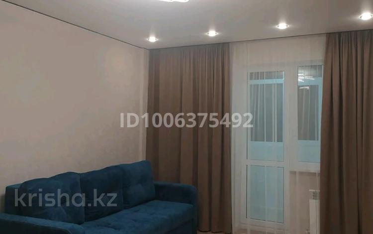 1-комнатная квартира · 44 м² · 13/25 этаж, Тауелсиздик 25 за 250 000 ₸ в Астане — фото 7