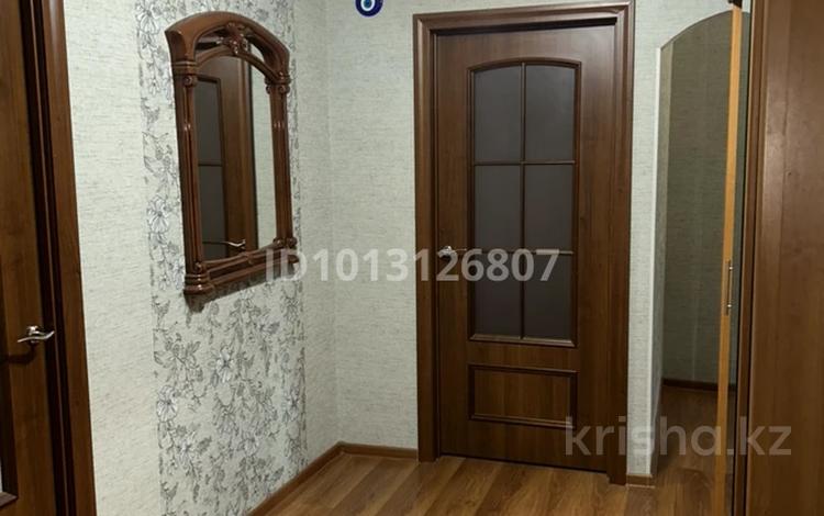 3-комнатная квартира · 64 м² · 3/9 этаж, Шухова — Пересечение с ул.Нурсултан Назарбаева за 29.5 млн ₸ в Петропавловске — фото 2