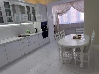 4-комнатная квартира · 134 м² · 4/10 этаж, Новый город, Газизы Жубановой за 74 млн ₸ в Актобе