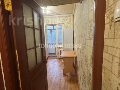 2-комнатная квартира · 50 м² · 3/5 этаж, мкр Карасу, 10мкр 34 — Возле Қайқармет за 90 000 〒 в Таразе