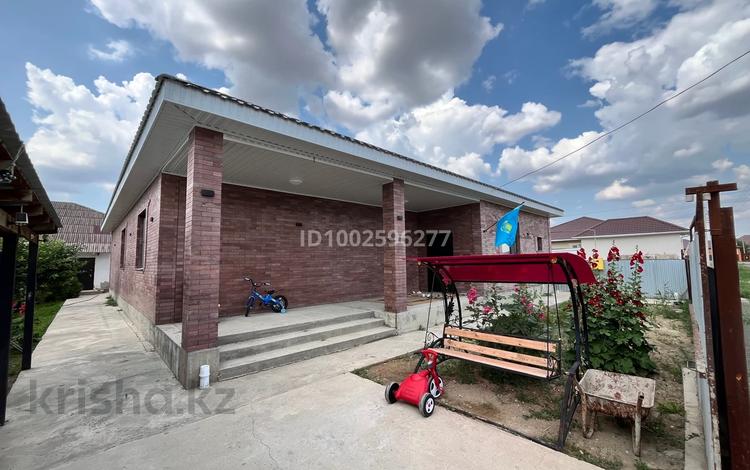 Отдельный дом · 4 комнаты · 250 м² · 8 сот., мкр Оркен, 47 6 за 59 млн 〒 в Атырау — фото 2