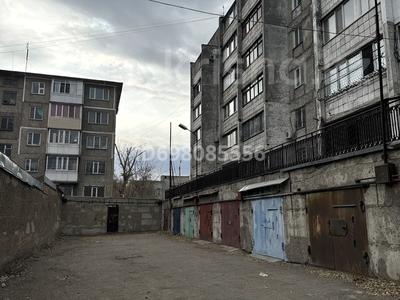 Гаражи и паркинги в Карагандинской обл.: Гараж · 20 м² · Чокана Валиханова 19/1 — Школа #19, за магазином Евразия за 4.5 млн 〒 Гараж · 20 м² · Чокана Валиханова 19/1 — Школа #19, за магазином Евразия за 4.5 млн 〒 в Темиртау