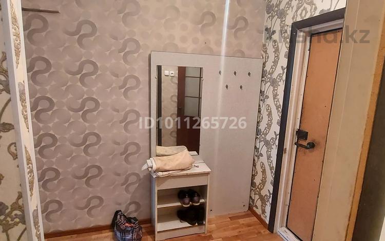 1-комнатная квартира · 35 м² · 5/9 этаж, Майкудук, Майкудук, мкр Восток-5 22 — Возле Каскада за 125 000 〒 в Караганде, Алихана Бокейханова р-н — фото 2