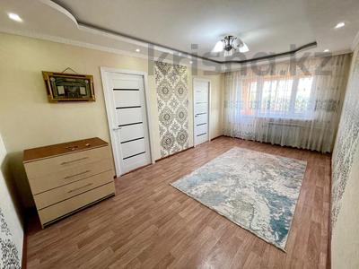 4-бөлмелі пәтер, 61 м², 5/5 қабат, Гарышкерлер 21А, бағасы: 20 млн 〒 в Жезказгане