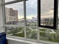 2-бөлмелі пәтер · 60 м² · 3/10 қабат, Туран 40/1, бағасы: 44.6 млн ₸ в Астане, Есильский р-н — фото 7