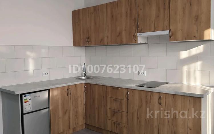 1-комнатная квартира · 39 м² · 5/9 этаж, мкр Кокжиек — Ул.Жолымбет за 180 000 ₸ в Алматы, Жетысуский р-н — фото 2