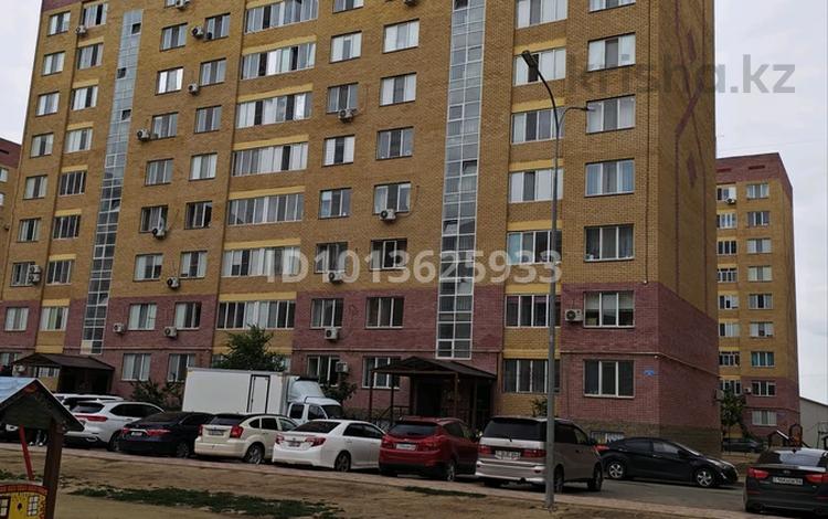 2-комнатная квартира · 64 м² · 6/9 этаж, мкр Береке 36 — микр Береке за 23 млн ₸ в Атырау — фото 2