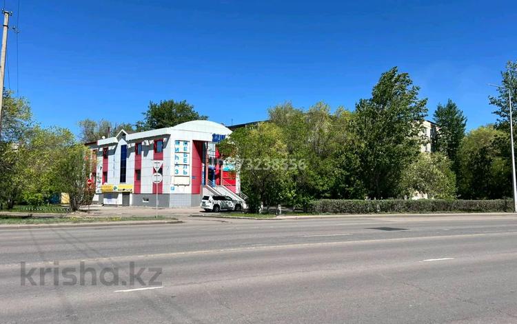 Свободное назначение, офисы, магазины и бутики · 950 м² за 250 млн ₸ в Астане, р-н Байконур — фото 40