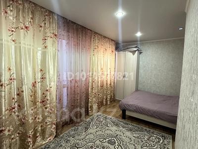 1-бөлмелі пәтер · 29 м² · 1/5 қабат, 10 Мкрн 6, бағасы: 11 млн 〒 в Аксае