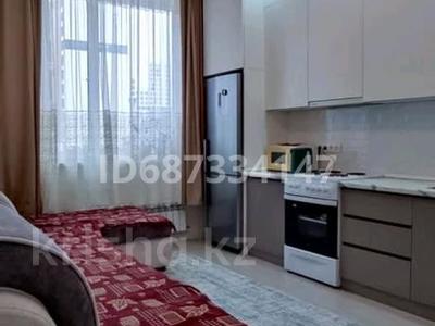 1-комнатная квартира, 40 м², 2 этаж помесячно, Нажимеденова — Азербаева за 150 000 〒 в Астане, Алматы р-н