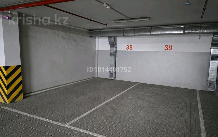 Паркинг · 18 м² · Кунаева 91 за 20 000 ₸ в Шымкенте, Аль-Фарабийский р-н — фото 2