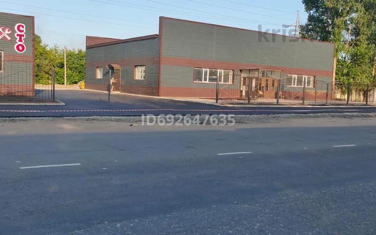 Магазин оптово-розничный, 632 м² за 280 млн 〒 в Павлодаре — фото 2
