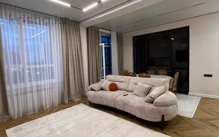 4-комнатная квартира · 120 м² · 4/7 этаж, Есенберлина 80 за 71 млн ₸ в Усть-Каменогорске — фото 3