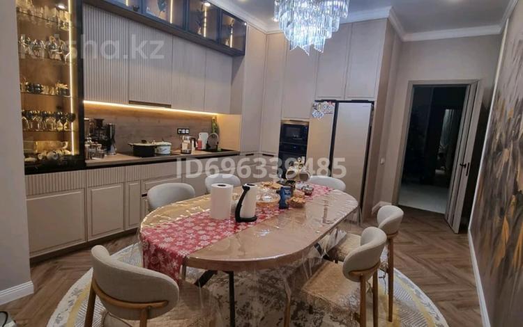 5-бөлмелі пәтер · 194 м² · 4/9 қабат, 19-й мкр 33, бағасы: 89 млн ₸ в Актау — фото 19