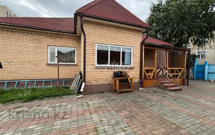 Отдельный дом · 5 комнат · 140 м² · 7.27 сот., Аль -фараби — Перонная за 95 млн ₸ в Костанае — фото 2