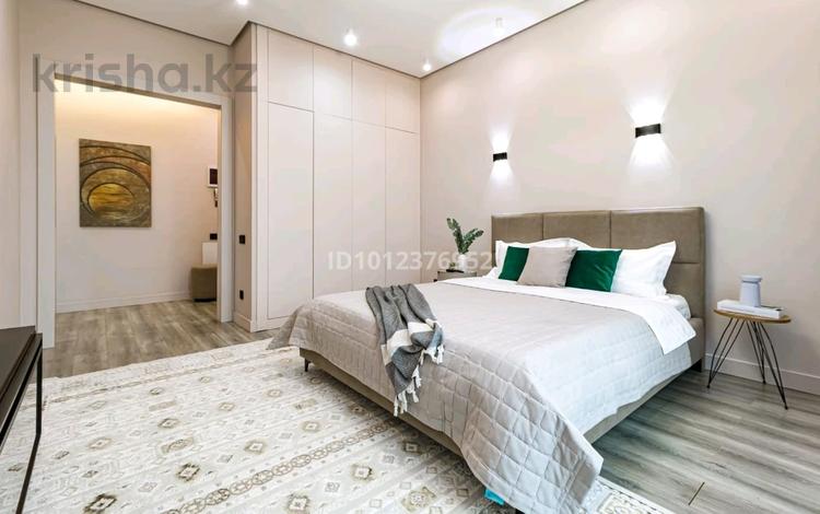 1-комнатная квартира · 40 м² · 10/11 этаж, ул. Кайыма Мухамедханова 4А за 25 000 ₸ в Астане, Нура р-н — фото 2