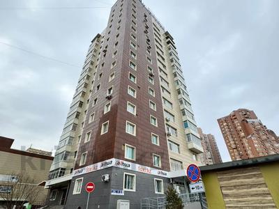 3-комнатная квартира, 80 м², 3/15 этаж, Валиханова 3 за 34 млн 〒 в Астане