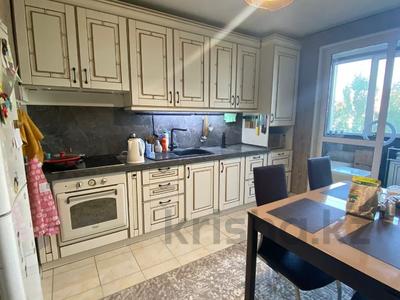 2-комнатная квартира, 70 м², 3/9 этаж, мкр Аккент, мкр. Аккент за 33 млн 〒 в Алматы, Алатауский р-н