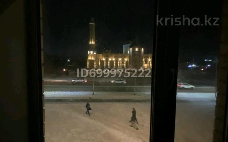 2-бөлмелі пәтер · 56.6 м² · 2/10 қабат, 1-й микрорайон, Наурыз 7 — Маяковского мечеть, бағасы: 26 млн ₸ в Костанае — фото 2