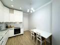 2-комнатная квартира · 60 м² · 2/12 этаж, Санжара Асфендиярова 4 — ОКНА НА УЛИЦУ за ~ 40 млн ₸ в Астане, Нура р-н — фото 3