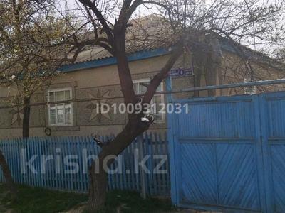 Отдельный дом · 4 комнаты · 102.6 м² · 9 сот., Сыздыкбаева 6 за 15 млн 〒 в Таразе