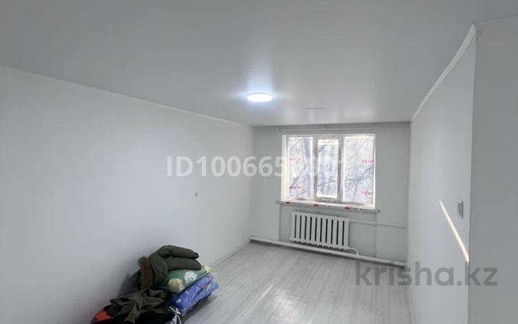 2-комнатная квартира · 50 м² · 1/2 этаж, Ул Нефтяников 23а за 10.5 млн ₸ в Актобе, мкр Гормолзавод — фото 2