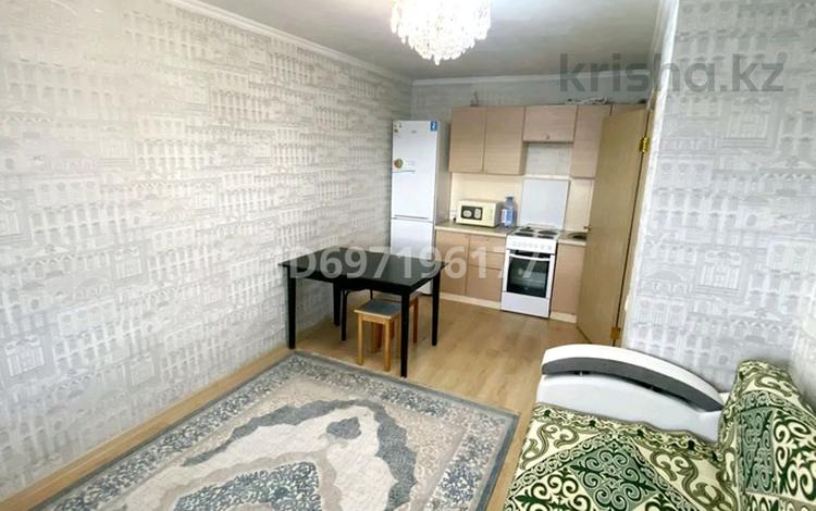 2-комнатная квартира, 40 м², 4/6 этаж, Қосшығұлұлы 11/3 — 10 поликлиника, ЦОН, ТД Северный за 20 млн 〒 в Астане, р-н Байконур — фото 2