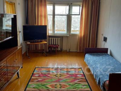 3-комнатная квартира, 53 м², 3/5 этаж, Добролюбова 31 за 18.5 млн 〒 в Усть-Каменогорске