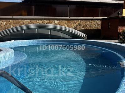 Дом · 4 комнаты · 500 м², Шевченко — Парк за 90 000 ₸ в Шымкенте