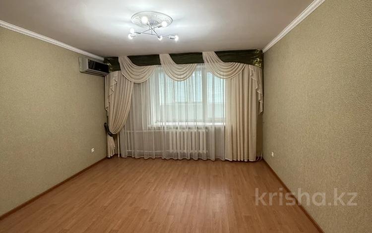 3-комнатная квартира · 73 м² · 4/5 этаж, мкр Астана 4 за 28.5 млн ₸ в Уральске — фото 10