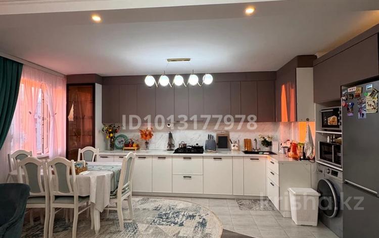 2-бөлмелі пәтер · 76 м² · 8/9 қабат, мкр 12 54, бағасы: 24.4 млн ₸ в Актобе — фото 8