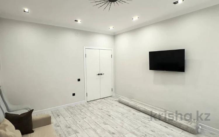 2-комнатная квартира · 60.1 м² · 2/20 этаж, Ж.Нажимеденова 13 за 37.5 млн ₸ в Астане, Сарайшык р-н — фото 2