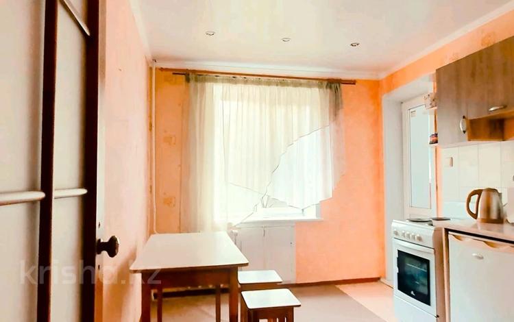 1-бөлмелі пәтер · 40 м² · 3/10 қабат, Гагарина 89 — Катаева, бағасы: 7 000 〒 в Павлодаре — фото 8