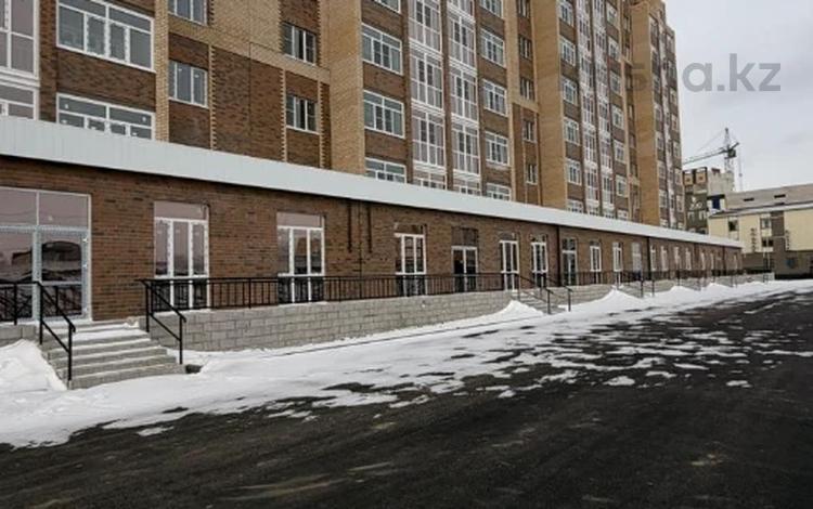 2-бөлмелі пәтер · 72 м² · 5/9 қабат, Алтын орда ш/а., бағасы: 30 млн ₸ в Актобе, мкр. Алтын орда — фото 2