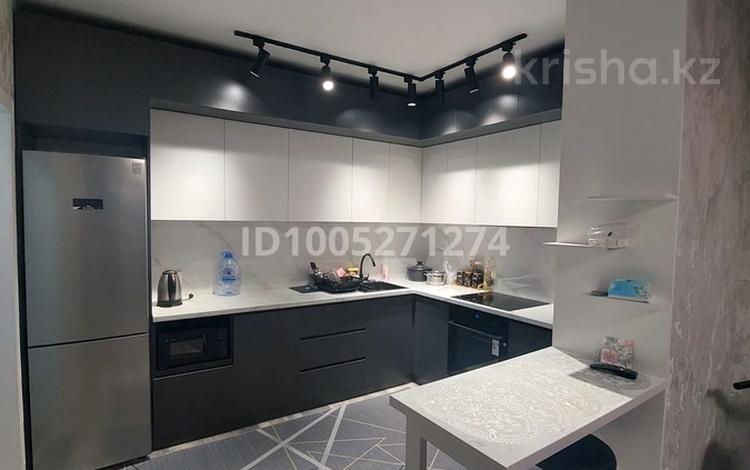 2-комнатная квартира · 56.1 м² · 4/7 этаж, Касыма Шарипова 206/4 за 230 000 ₸ в Алматы, Алатауский р-н — фото 2