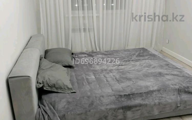 1-бөлмелі пәтер · 45 м² · 5/9 қабат, Кайыма Мухамедханова 6, бағасы: 12 000 ₸ в Астане, Есильский р-н — фото 2