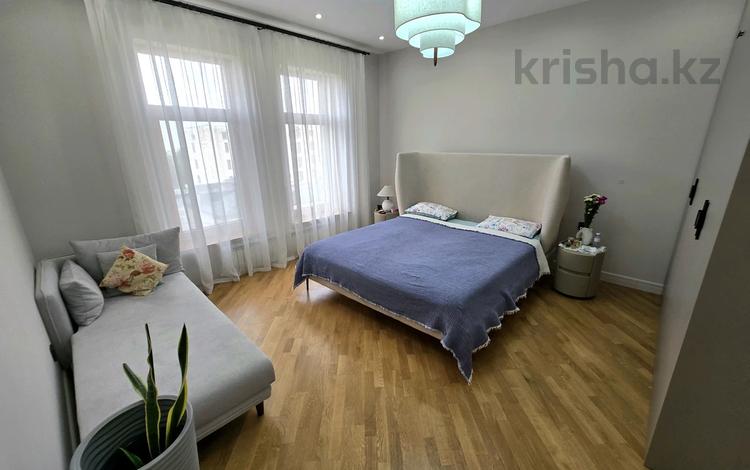 4-комнатная квартира · 160 м² · 3/4 этаж, мкр Мирас 53–64 за 222 млн ₸ в Алматы, Бостандыкский р-н — фото 14